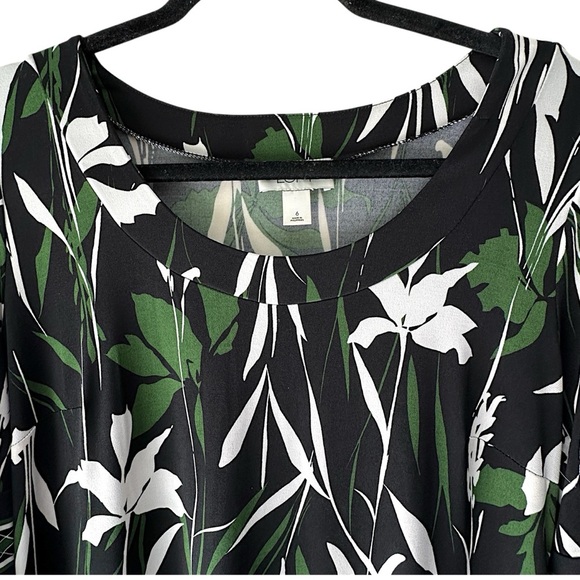 ANN TAYLOR LOFT | NWOT FLORAL BELL SLEEVE SHIFT DRESS BLACK WHITE GREEN | SIZE 6 - Picture 3 of 12
